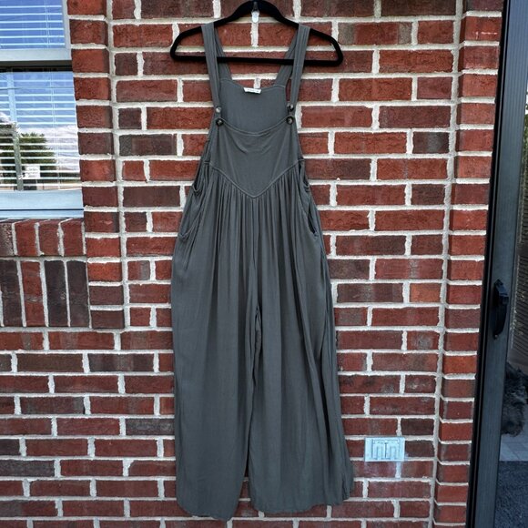 Kori Jumpsuit Overalls Womens Medium Olive Green Cropped Wide Leg Cottagecore - Picture 2 of 14